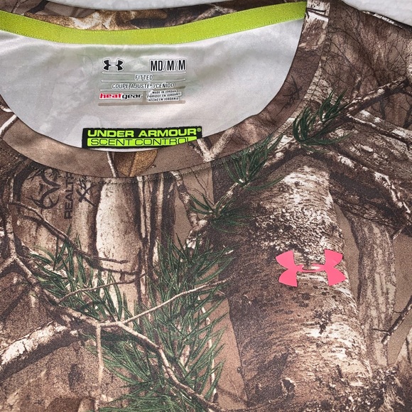 UNDER ARMOUR WOMENS SCENT CONTROL EVO HG Long Sleeve Camo Shirt. Sz Med - Picture 3 of 9